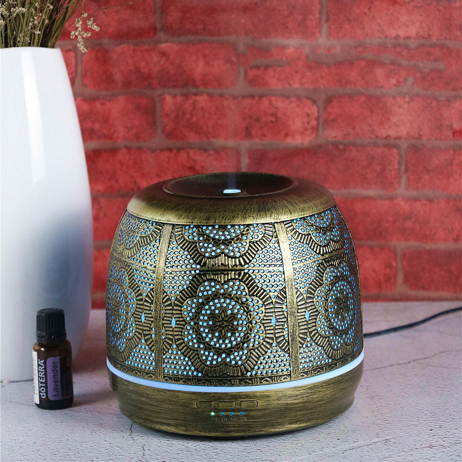 Wrought Iron Hollow Aroma Diffuser Humidifier Office Mute Aroma Diffuser