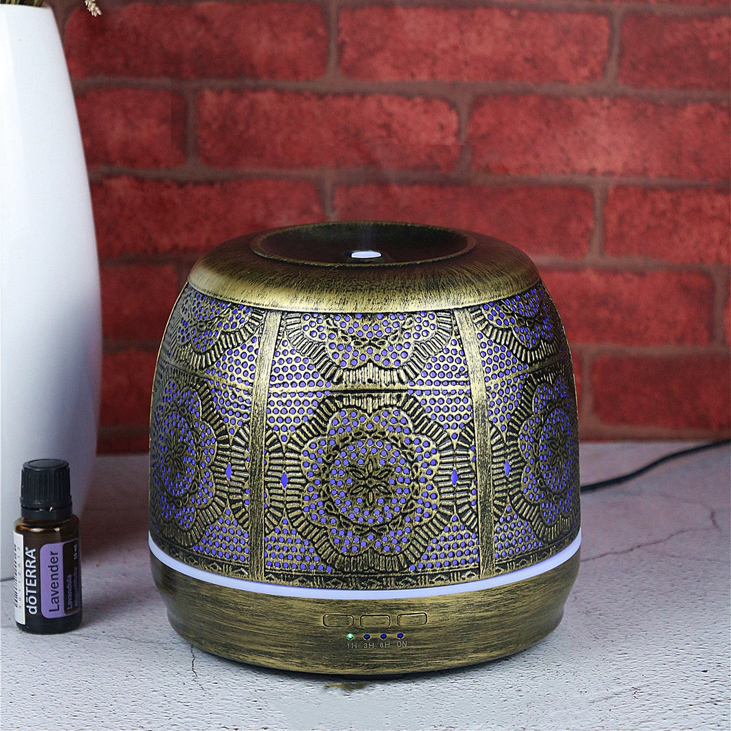 Wrought Iron Hollow Aroma Diffuser Humidifier Office Mute Aroma Diffuser